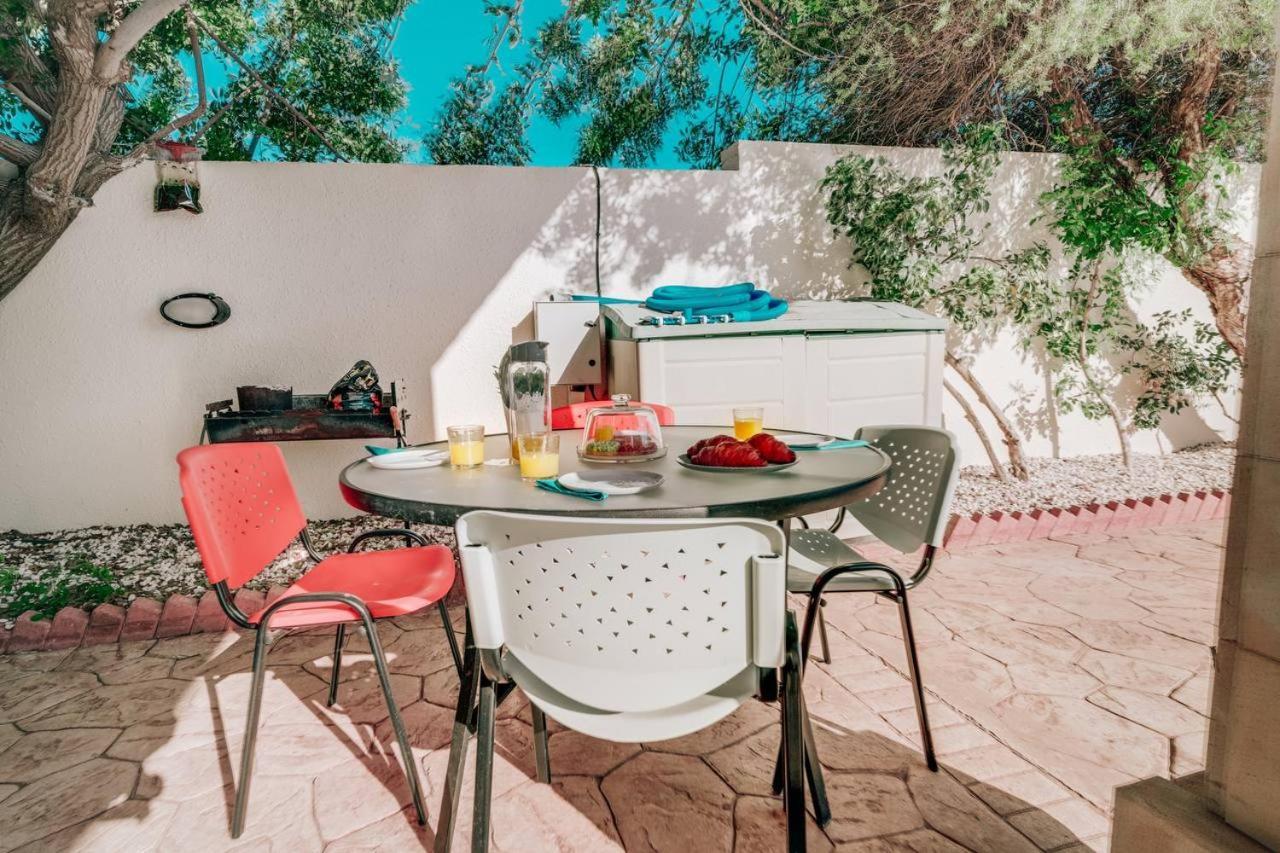 Villa Pant Poly Protaras Exteriör bild