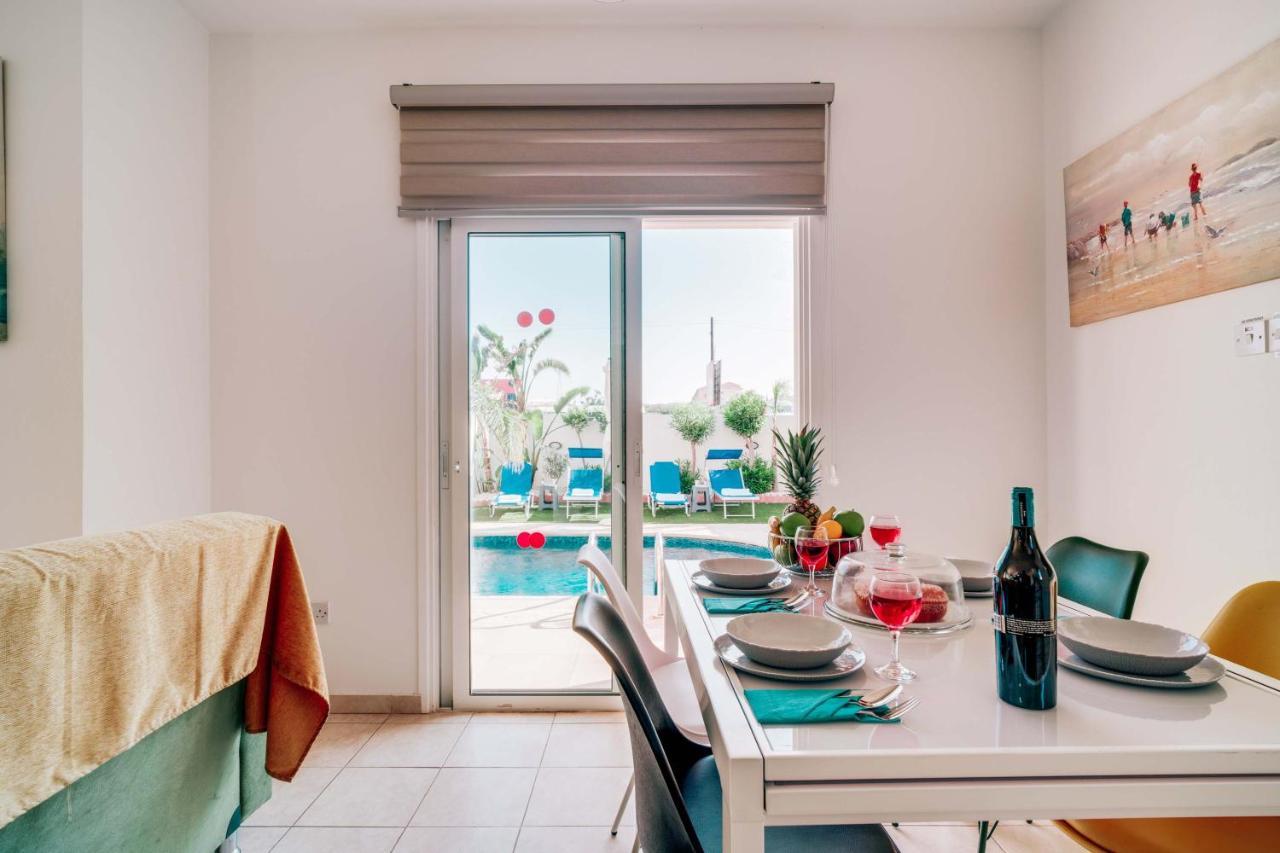 Villa Pant Poly Protaras Exteriör bild